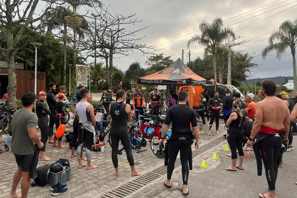 Tenda de apoio aos atletas de triathlon e corrida da GPA